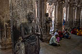 The great Chola temples of Tamil Nadu - The Sri Ranganatha Temple of Srirangam. Mandapa of the third courtyard (southern branch). 